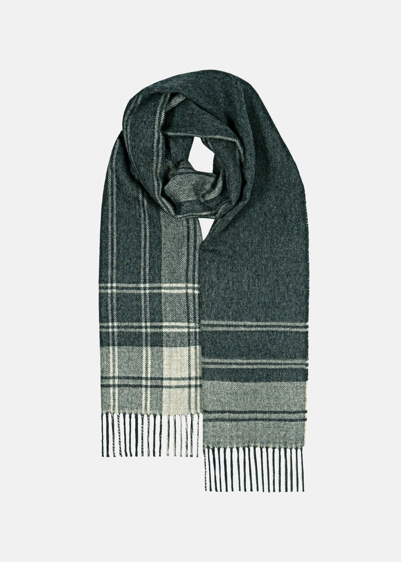 oversized-lambswool-scarf-douglas-grey